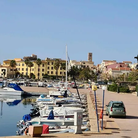 Stella Marina, A 450 Mt Dalla Costa Del Mar Di Sardegna Lägenhet *