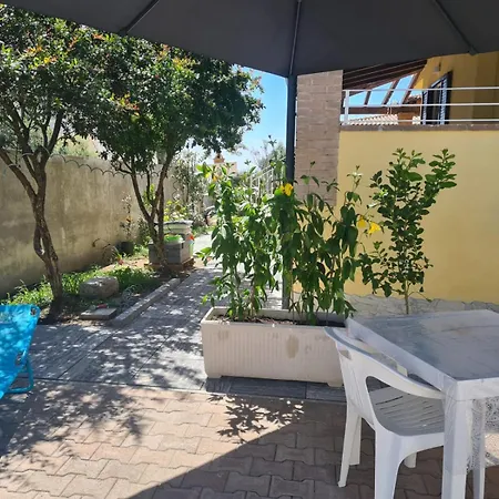 Stella Marina, A 450 Mt Dalla Costa Del Mar Di Sardegna *