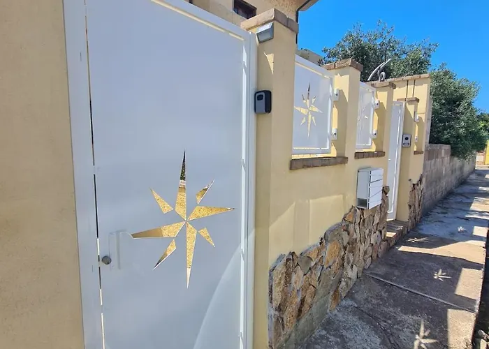 Stella Marina, A 450 Mt Dalla Costa Del Mar Di Sardegna *